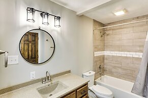 Oakland City Apartment: Close to Dtwn