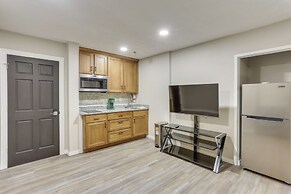 Oakland City Apartment: Close to Dtwn