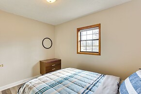 Golf Course Views: Oakland City Retreat