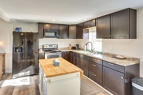 Golf Course Views: Oakland City Retreat