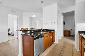 Lrg Condo w Scenic Patio Views - Next to Occc