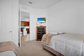 Lrg Condo w Scenic Patio Views - Next to Occc