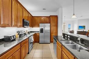 Lrg Condo w Scenic Patio Views - Next to Occc