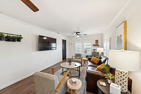 Silos And Stadium Family Oasis Awaits 3 Bedroom Home