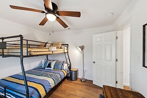 Silos And Stadium Family Oasis Awaits 3 Bedroom Home