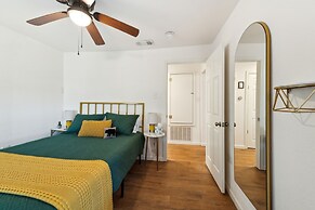 Silos And Stadium Family Oasis Awaits 3 Bedroom Home