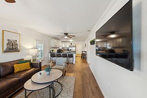 Silos And Stadium Family Oasis Awaits 3 Bedroom Home