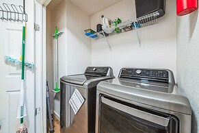 Silos And Stadium Family Oasis Awaits 3 Bedroom Home