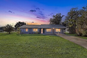 Waterfront Retreat W/ Canal Access 3 Bedroom Home