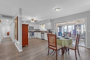 Waterfront Retreat W/ Canal Access 3 Bedroom Home