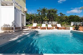 Poinciana House 3 Bedroom Home