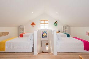 Poinciana House 3 Bedroom Home