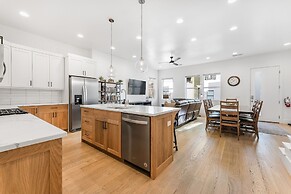 Villa #13 At Bloomington Country Club 4 Bedroom Townhouse