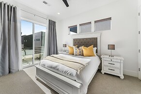 Villa #13 At Bloomington Country Club 4 Bedroom Townhouse