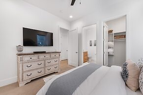 Villa #13 At Bloomington Country Club 4 Bedroom Townhouse