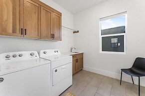 Villa #25 At Bloomington Country Club - Villa Vibes 4 Bedroom Townhous