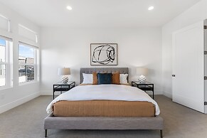 Villa #25 At Bloomington Country Club - Villa Vibes 4 Bedroom Townhous