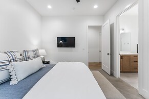 Villa #25 At Bloomington Country Club - Villa Vibes 4 Bedroom Townhous