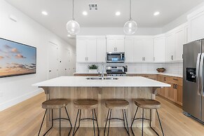 Villa #25 At Bloomington Country Club - Villa Vibes 4 Bedroom Townhous