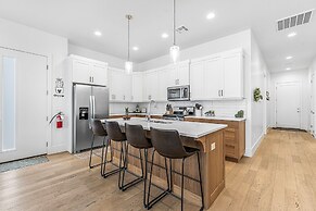 Villa #18 At Bloomington Country Club 4 Bedroom Townhouse