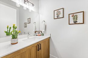 Villa #18 At Bloomington Country Club 4 Bedroom Townhouse