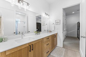 Villa #18 At Bloomington Country Club 4 Bedroom Townhouse