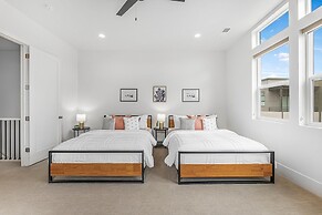 Villa #18 At Bloomington Country Club 4 Bedroom Townhouse