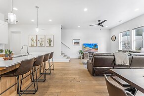 Villa #18 At Bloomington Country Club 4 Bedroom Townhouse