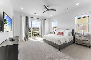 Villa #08 At Bloomington Country Club 3 Bedroom Condo