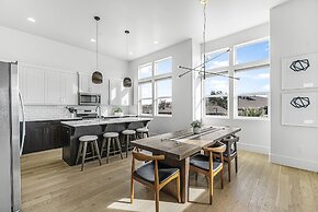 Villa #08 At Bloomington Country Club 3 Bedroom Condo