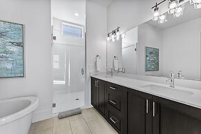 Villa #08 At Bloomington Country Club 3 Bedroom Condo