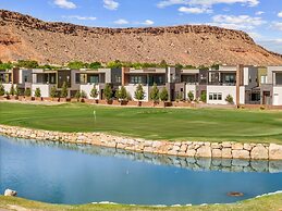 Villa #08 At Bloomington Country Club 3 Bedroom Condo