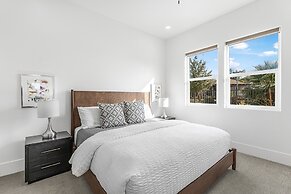 Villa #07 At Bloomington Country Club 3 Bedroom Condo