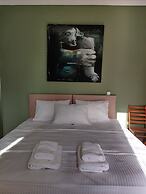 Cosy 1BR Apt With Balcony in Vibrant Exarcheia