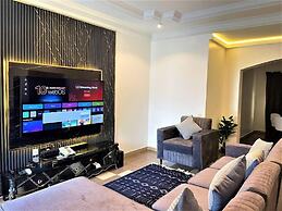 Amia Gold Luxury Apartment