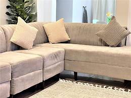 Amia Gold Luxury Apartment