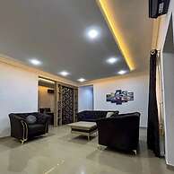 Amia Gold Luxury Apartment