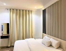 Amia Gold Luxury Apartment