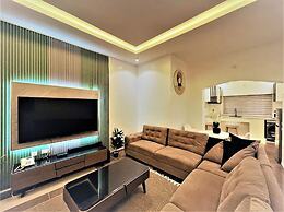 Amia Gold Luxury Apartment