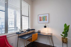 Modern Luxury Apartment with Gym 410