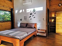 Thoas Lodge - Adults only