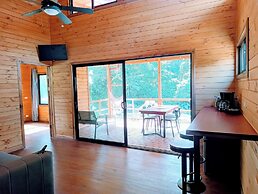 Thoas Lodge - Adults only