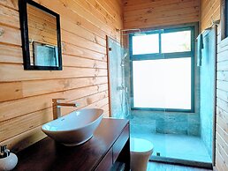 Thoas Lodge - Adults only