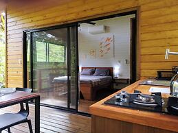 Thoas Lodge - Adults only