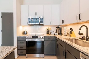 Luxury Apartment Uptonw Wi-Fi Gym 233