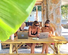 La Chamba Surf House