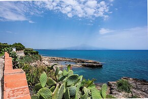 Villa Acqua Saracena by Wonderful Italy