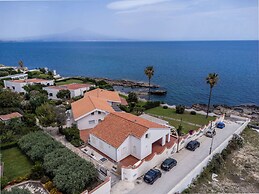 Villa Acqua Saracena by Wonderful Italy