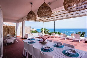 Villa Acqua Saracena by Wonderful Italy