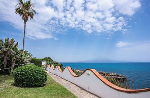 Villa Acqua Saracena by Wonderful Italy